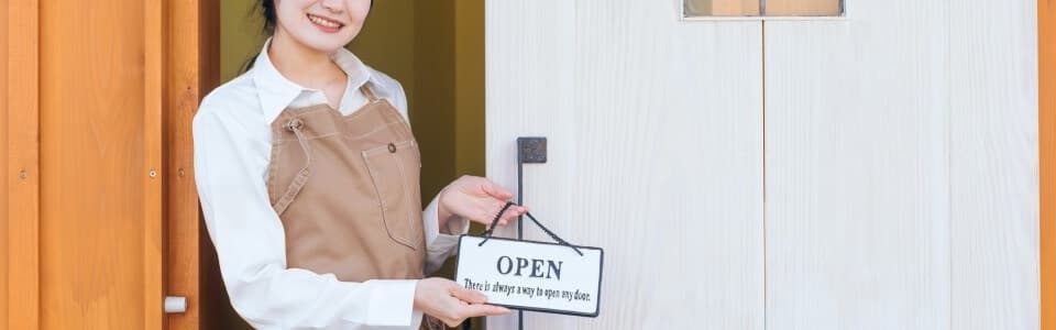 個人で飲食店経営を考える方へ|FCとの比較と市場調査のポイントを解説